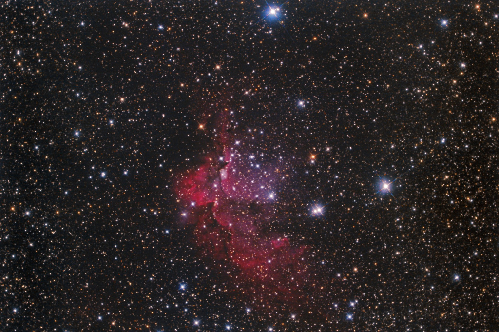 Рассеянное скопление в созвездии Цефей (NGC 7380)