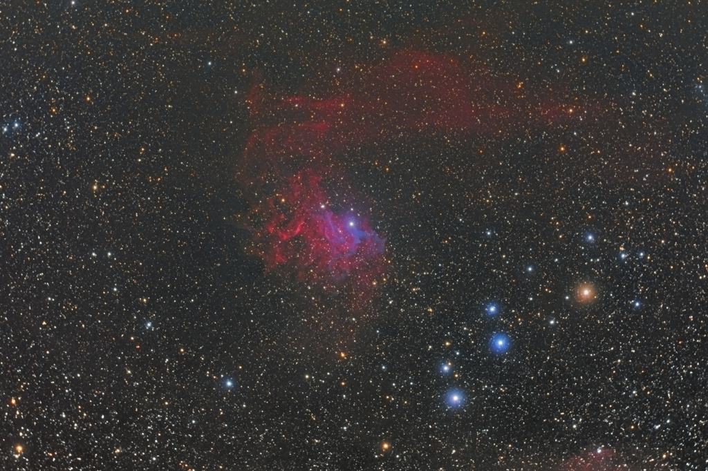 AE Возничего (AE Aurigae, AE Aur, Пылающая звезда)  – убегающая звезда в созвездии Возничий, подсвечивающая туманность Пылающая Звезда