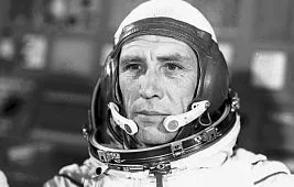 Космонавт Лев Демин