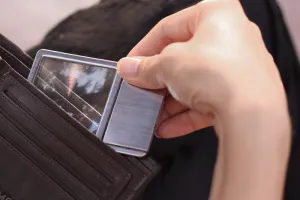 Линза Френеля Levenhuk Zeno 90, 2,5x, 48x45 мм, 1 LED, металл, изображение 3